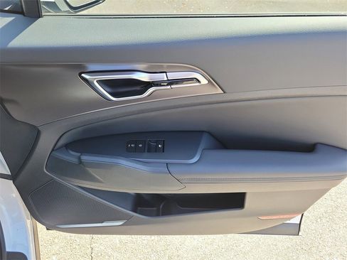 New 2026 Kia Sportage SX image 10