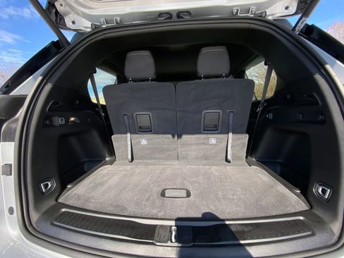 Used 2025 Jeep Grand Cherokee L Laredo image 22