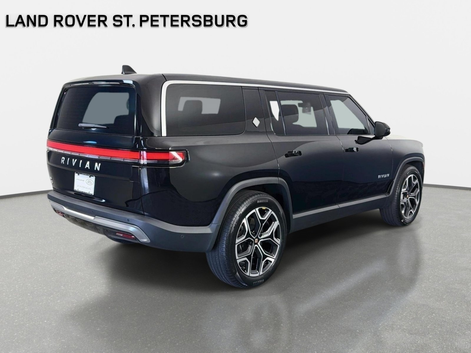 Used 2026 Rivian R1S Adventure Tri AWD/4WD image 5