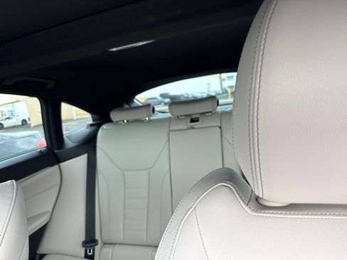 Used 2023 BMW i4 eDrive35 w/ Premium Package RWD image 9