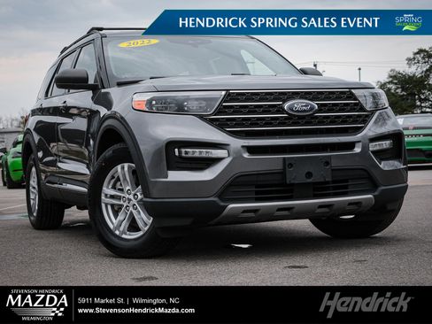 Used 2022 Ford Explorer XLT w/ Equipment Group 202A image 1