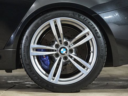 Used 2018 BMW M3 RWD image 44