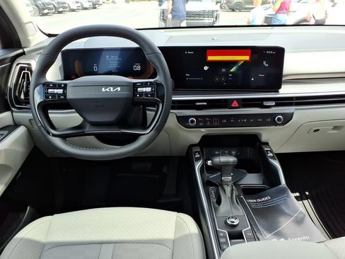 New 2026 Kia Sorento EX w/ EX Premium Package FWD image 11
