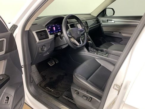 Used 2021 Volkswagen Atlas SEL R-Line image 30