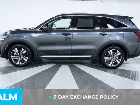 Used 2023 Kia Sorento SX Prestige w/ Panoramic Sunroof Package AWD/4WD image 3