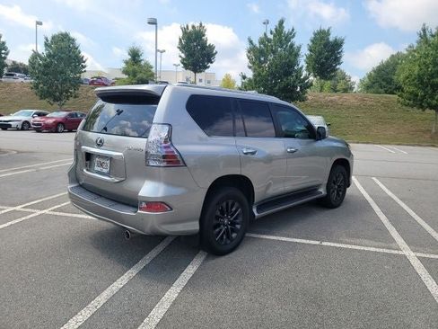 Used 2022 Lexus GX 460 Premium w/ Premium Plus Package AWD/4WD image 6