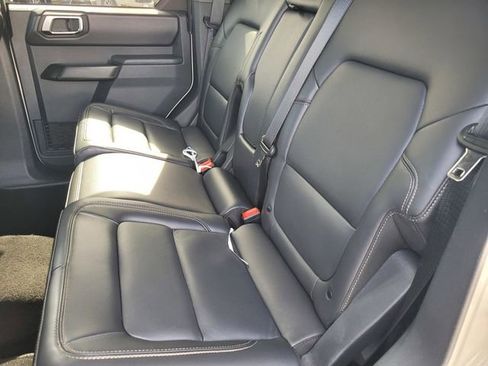 Certified 2025 Ford Bronco Badlands image 13