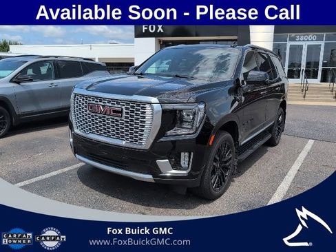 Used 2024 GMC Yukon Denali w/ Advanced Technology Package AWD/4WD image 1