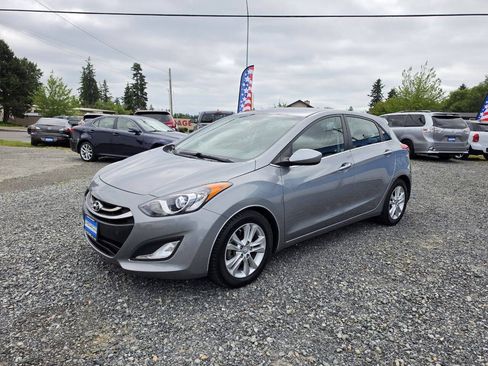 Used 2014 Hyundai Elantra GT FWD image 3