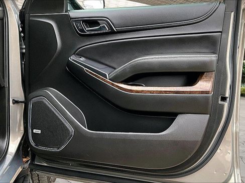 Used 2018 Chevrolet Suburban LT w/ Texas Edition Package image 17