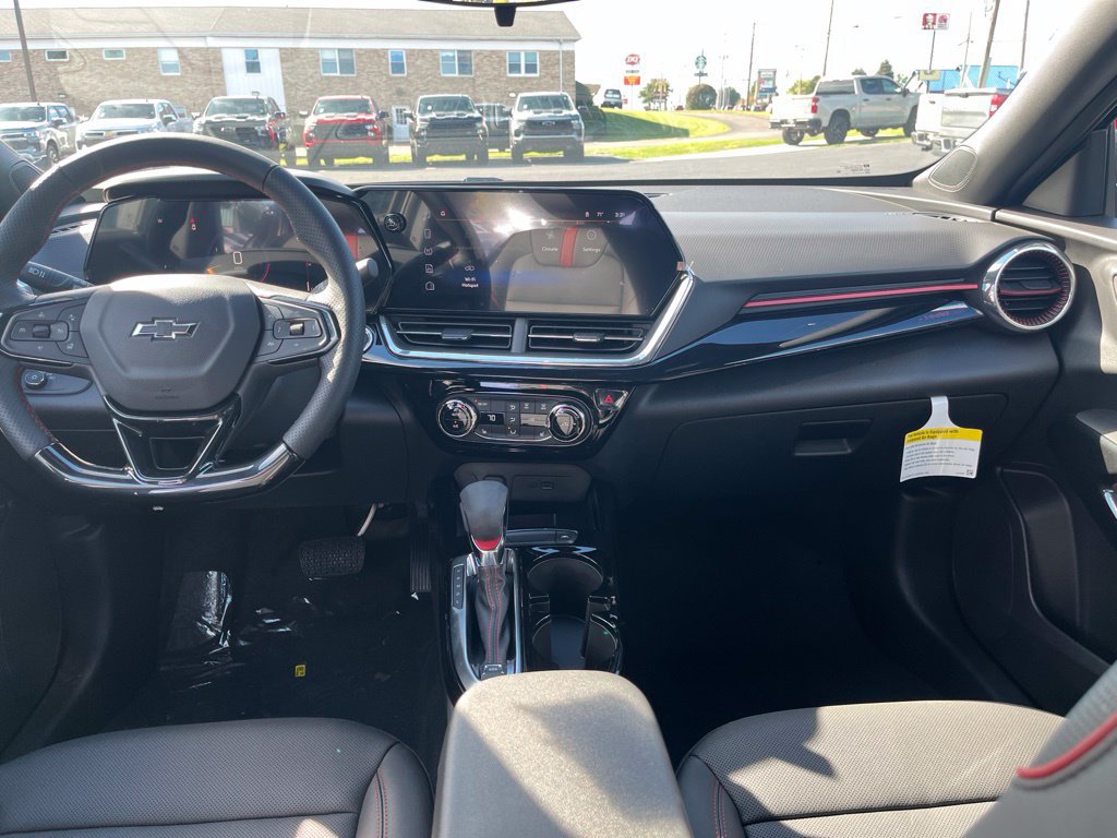 New 2026 Chevrolet Trax RS w/ Driver Confidence Package FWD image 27
