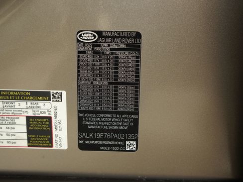 Used 2023 Land Rover Range Rover Autobiography image 33