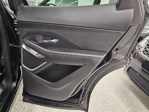 Used 2020 Jaguar E-PACE SE image 29