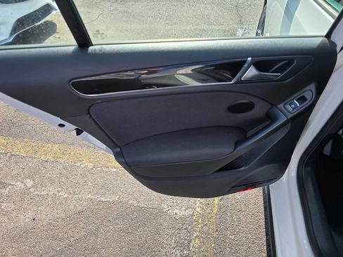 Used 2013 Volkswagen GTI Autobahn image 21