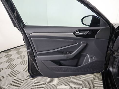 Used 2019 Volkswagen Jetta R-Line w/ R-Line Cold Weather Package image 24