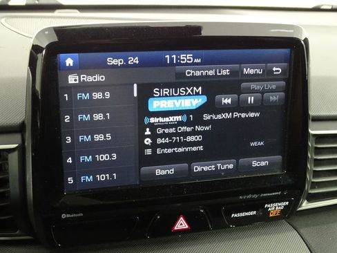 Used 2019 Hyundai Veloster 2.0 Premium image 32