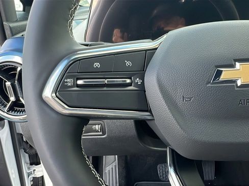 New 2026 Chevrolet Equinox EV LT image 20