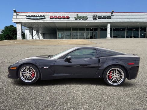 Used 2008 Chevrolet Corvette Z06 w/ Preferred Equipment Group image 3