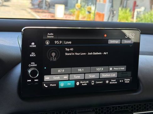 Certified 2024 Honda HR-V EX-L image 23