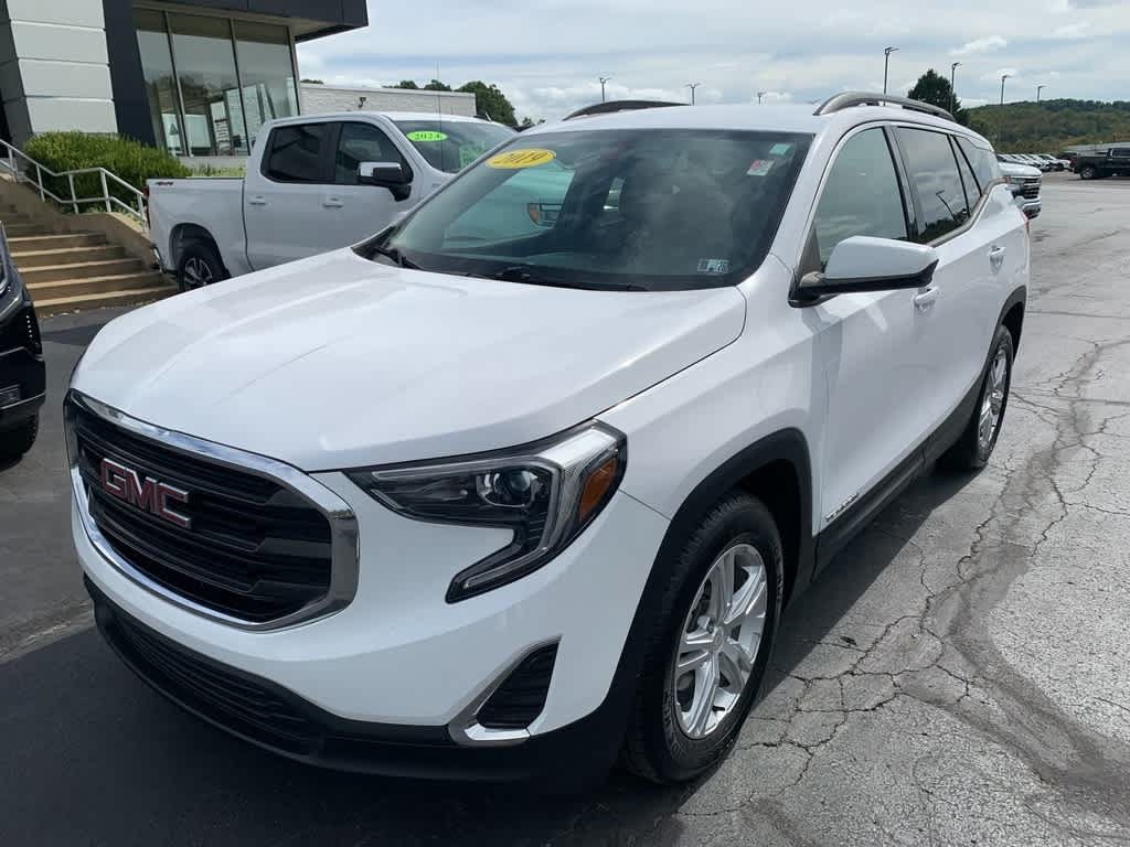 Used 2019 GMC Terrain SLE w/ Driver Convenience Package FWD image 8