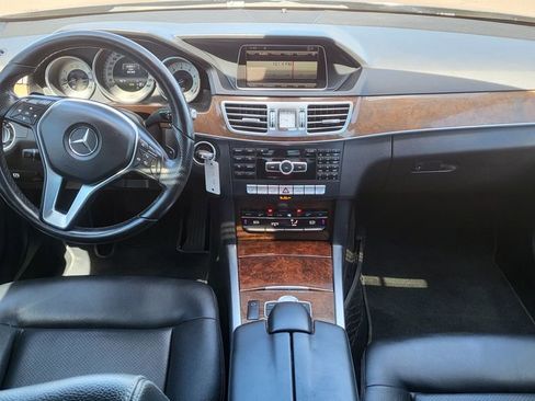 Used 2014 Mercedes-Benz E 350 Sedan image 27
