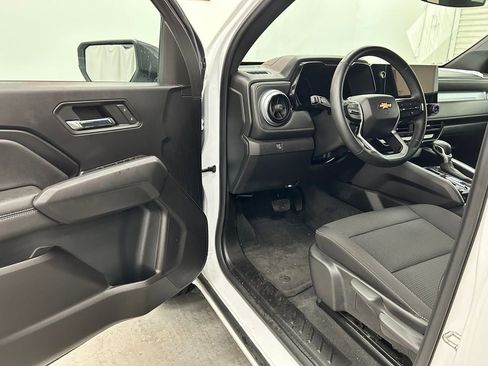 Used 2023 Chevrolet Colorado LT w/ LT Convenience Package image 17