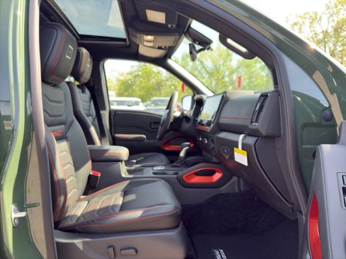 New 2026 Nissan Frontier PRO-4X image 18