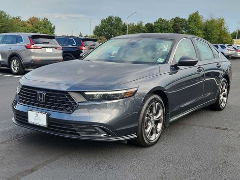 Used 2023 Honda Accord EX image 3