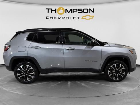 Used 2024 Jeep Compass Limited AWD/4WD image 6