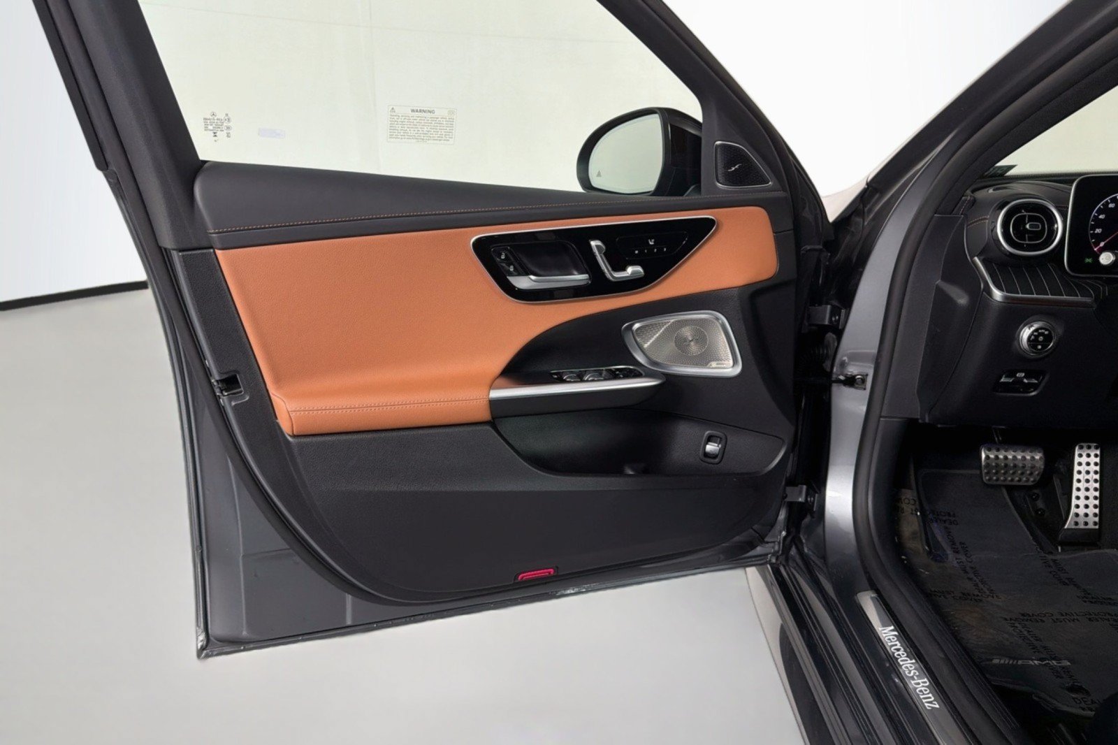 Used 2024 Mercedes-Benz C 300 Sedan image 23
