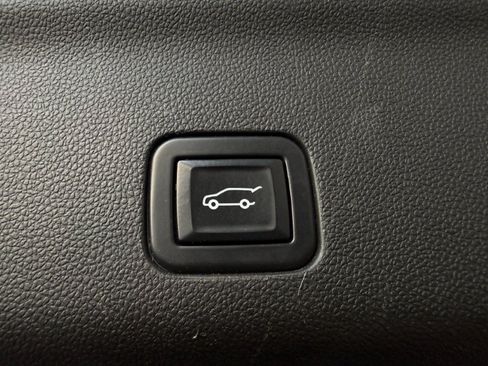 Used 2021 Chevrolet Suburban High Country AWD/4WD image 48