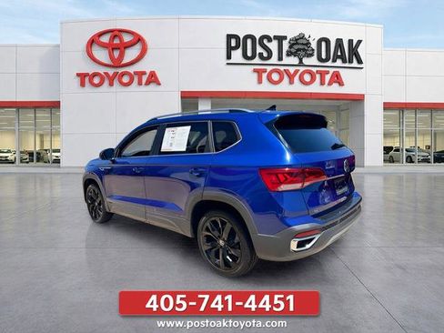 Used 2024 Volkswagen Taos SE FWD image 6