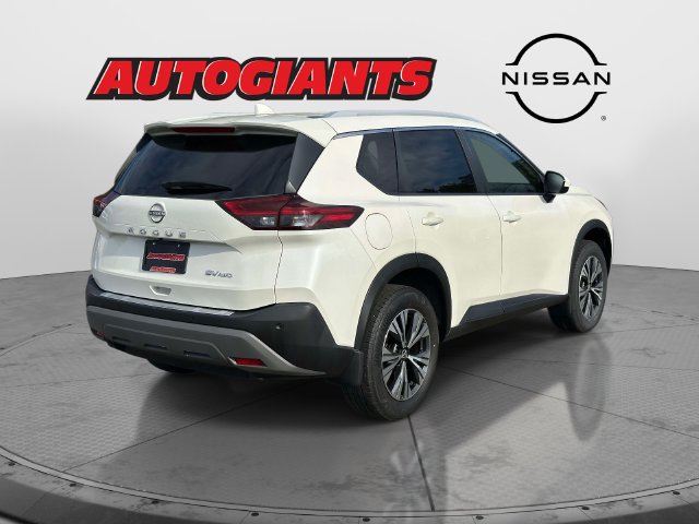 Used 2023 Nissan Rogue SV w/ SV Premium B Package AWD/4WD image 2