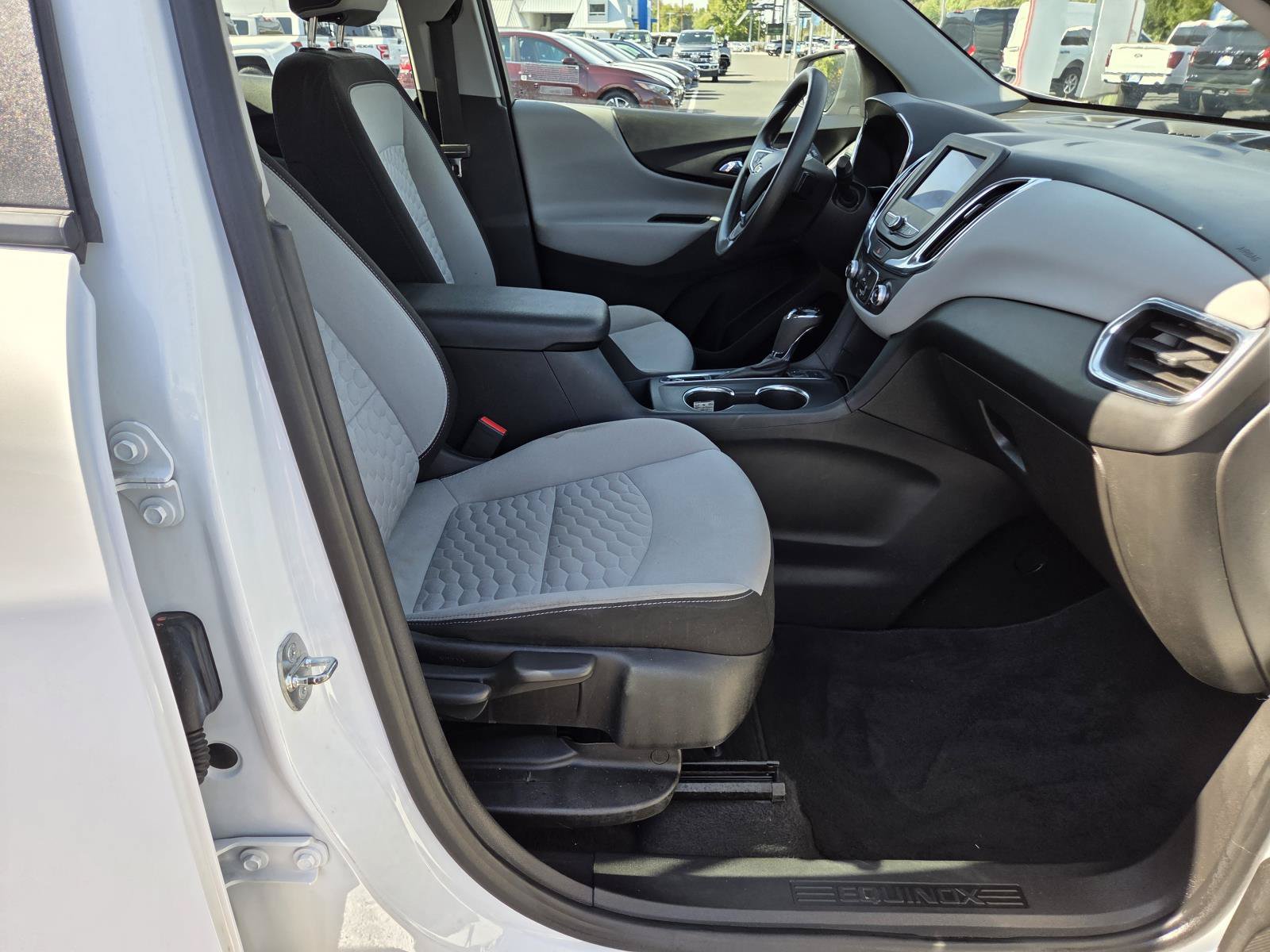 Used 2021 Chevrolet Equinox LS AWD/4WD image 20
