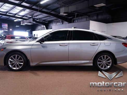 Used 2021 Honda Accord LX image 4