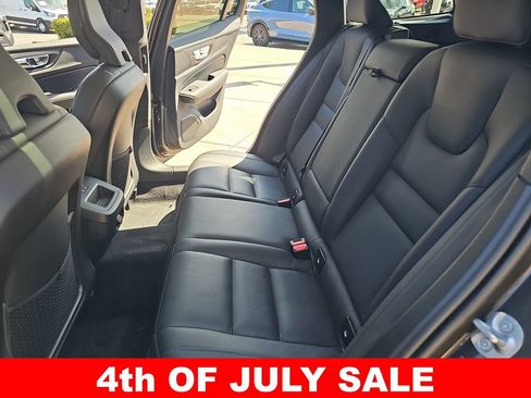 Used 2025 Volvo V60 B5 Cross Country Plus AWD/4WD image 14