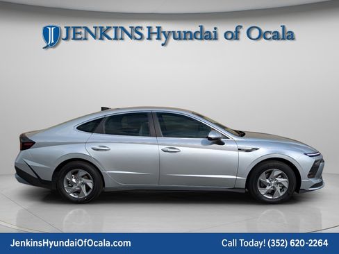 New 2026 Hyundai Sonata SE image 2