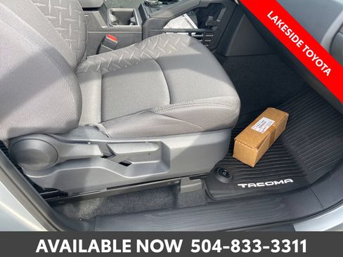 Certified 2026 Toyota Tacoma SR5 AWD/4WD image 17