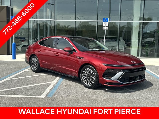 Used 2025 Hyundai Sonata Limited FWD image 4
