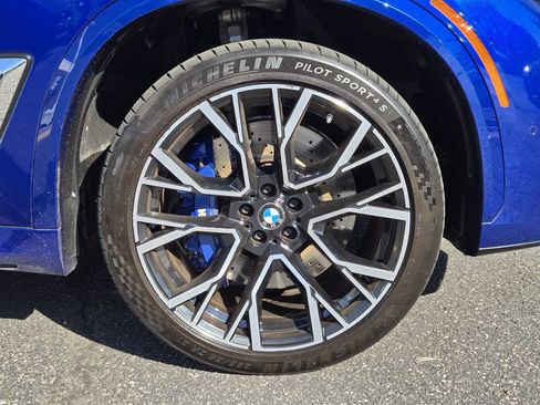 Used 2022 BMW X5 M w/ Executive Package AWD/4WD image 11