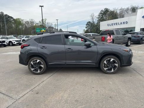 Used 2024 Subaru Crosstrek 2.5i Limited w/ Crosstrek Mirror Package image 5