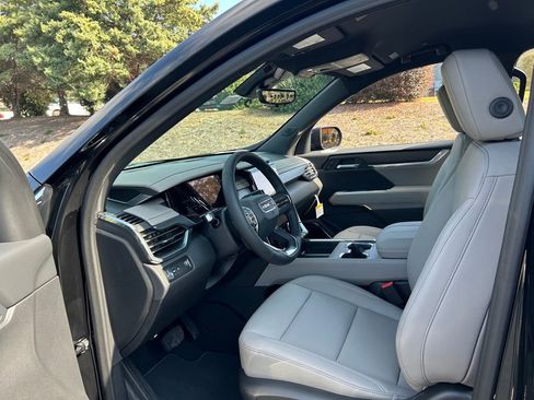 New 2026 GMC Acadia Elevation w/ Elevation Premium Package image 35