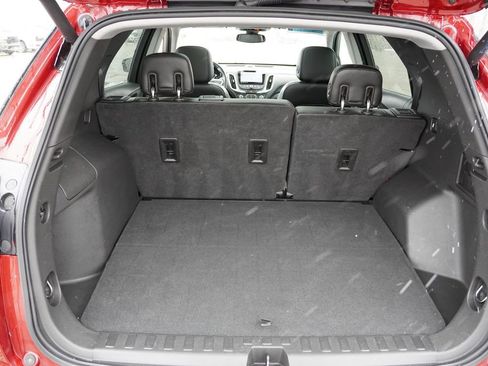 Used 2020 Chevrolet Equinox Premier image 22