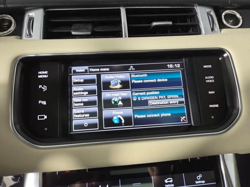 Used 2014 Land Rover Range Rover Sport HSE AWD/4WD image 25