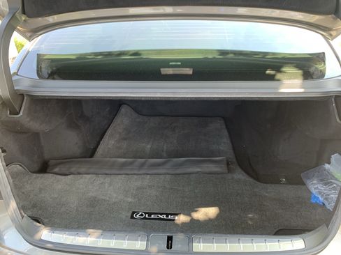 Used 2019 Lexus LS 500 w/ Interior Upgrade Package RWD image 18