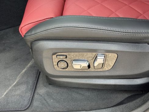 New 2026 BMW X6 xDrive40i image 11