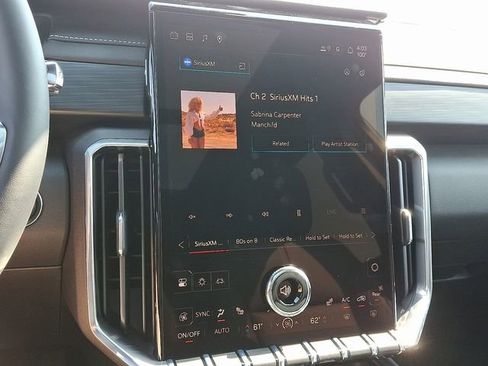 New 2025 GMC Acadia Elevation w/ Elevation Premium Package image 14