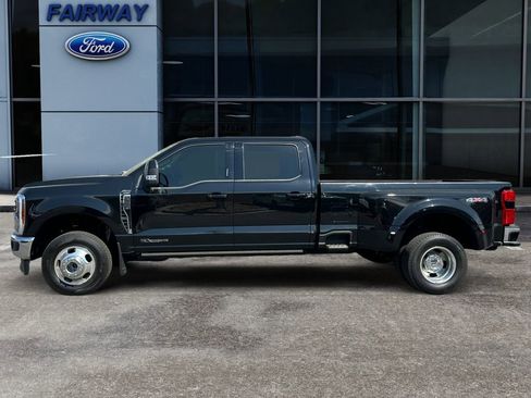 Used 2024 Ford F350 Lariat w/ Lariat Ultimate Package image 7