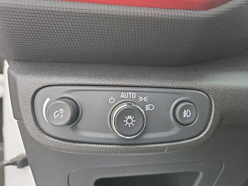 Used 2022 Chevrolet TrailBlazer RS image 24