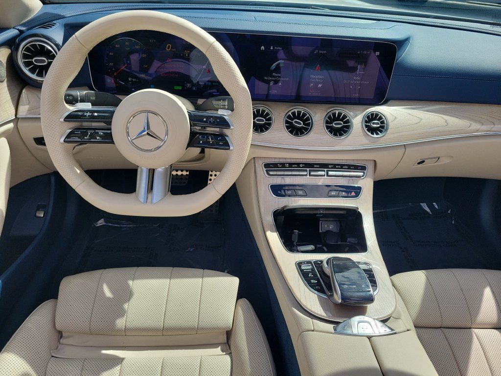 Used 2023 Mercedes-Benz E 450 4MATIC Cabriolet image 19